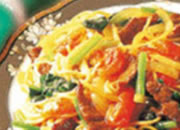 Tomato and Beef Fried Noodles